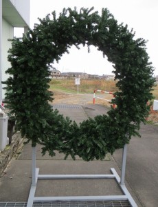 クリスマスリース作成６